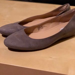 Steve Madden Gray Flats